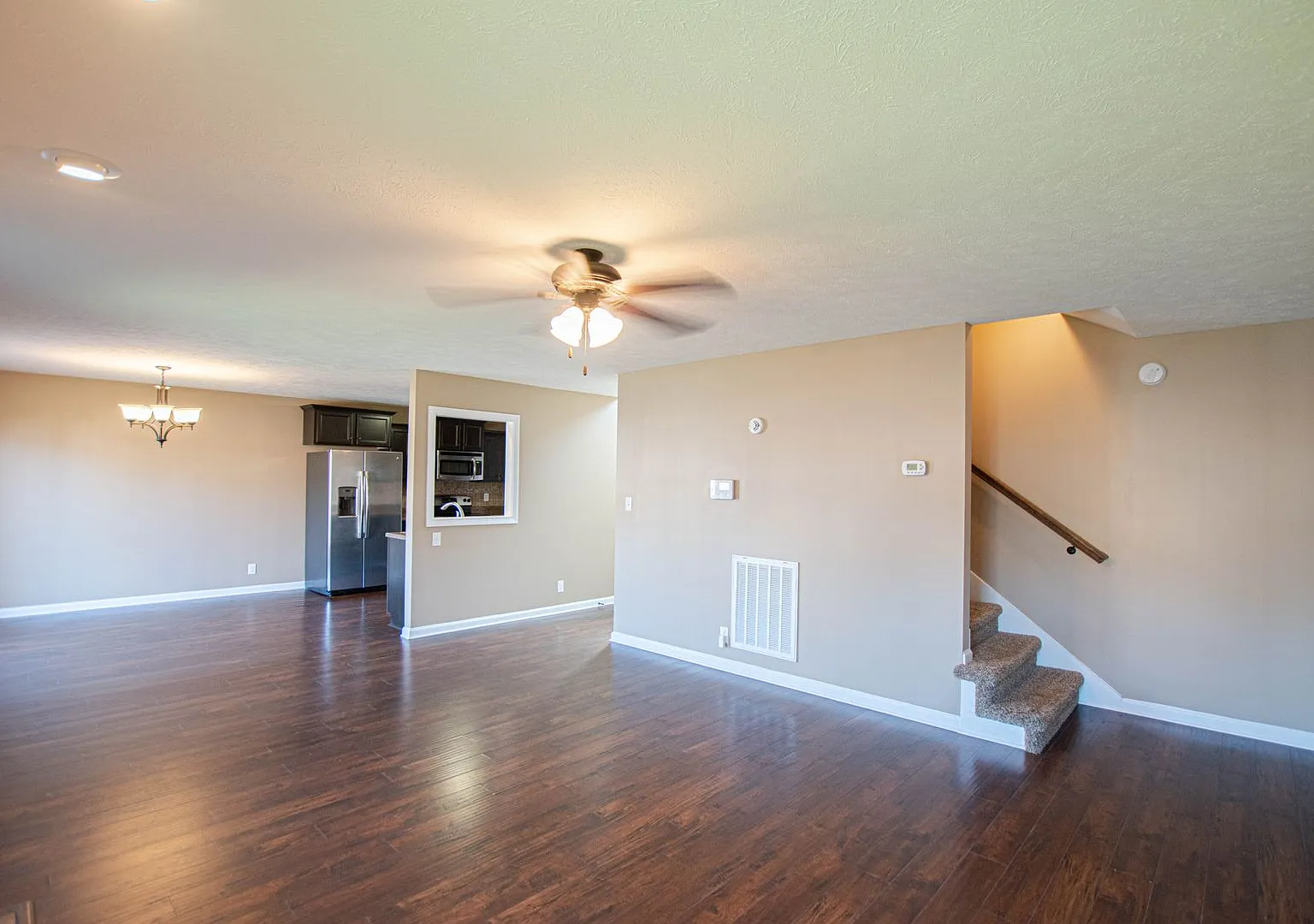 Pet Friendly Three Bedroom! — Photo 3