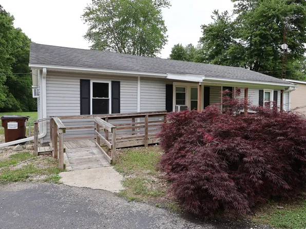 549 S Gum St, North Vernon, IN 47265