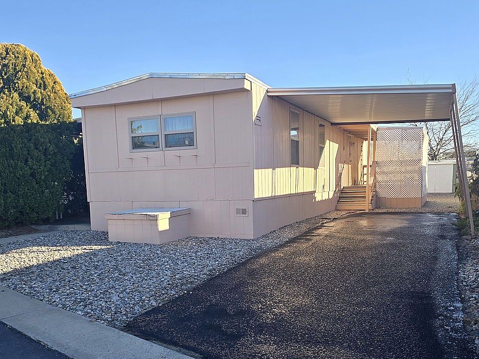 1st image of 7112 Carbine Ct NE