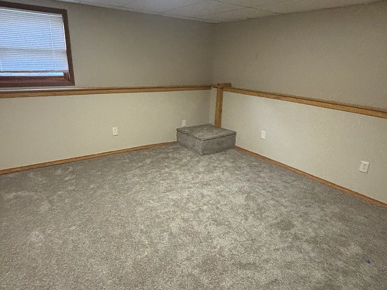 1710 Rogers Ave — Photo 9