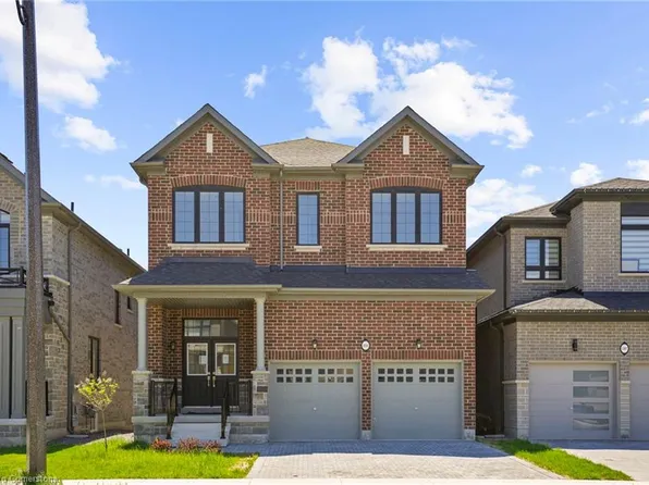 1211 Plymouth Dr, Oshawa, ON L1L 0T4