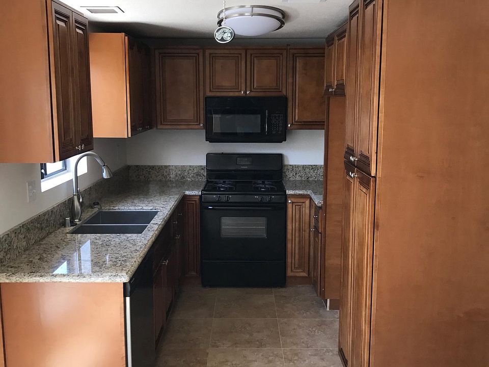 1st image of 9535 S Sepulveda Blvd #7