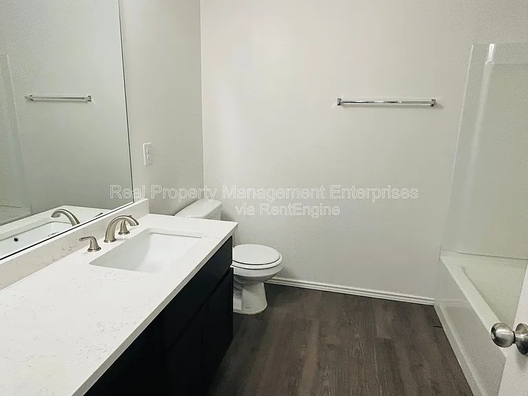 11624 NW 96th St — Photo 22