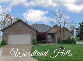 41 Remington Dr, Monett, MO 65708