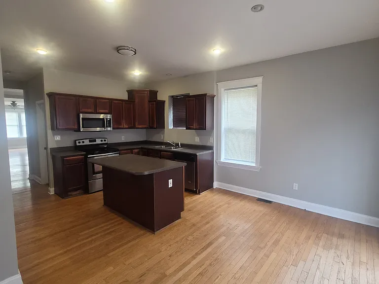 2333 Tennessee Ave — Photo 8