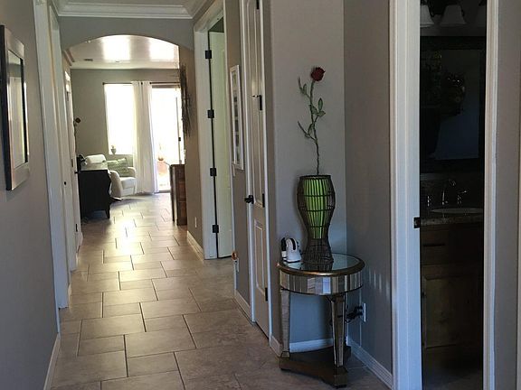 2nd image of 716 Malibu Ln