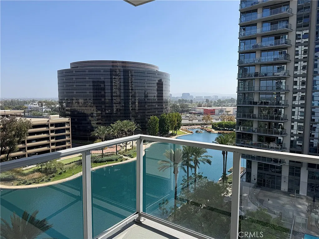 1 bed, 1198 sqft, $4,500 — Photo 1