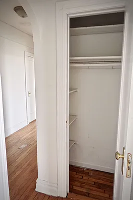 Rented by Albert Attias, LREB | media 15