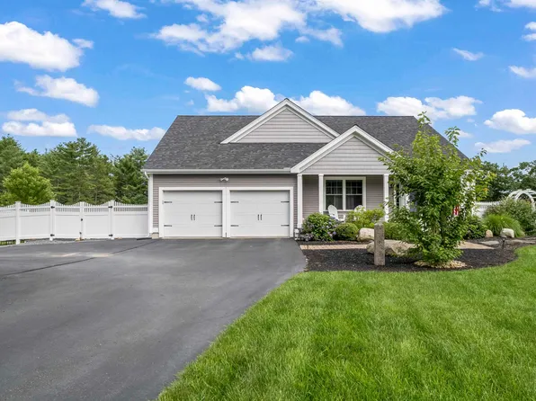 18 Village Place Drive, Barrington, NH 03825