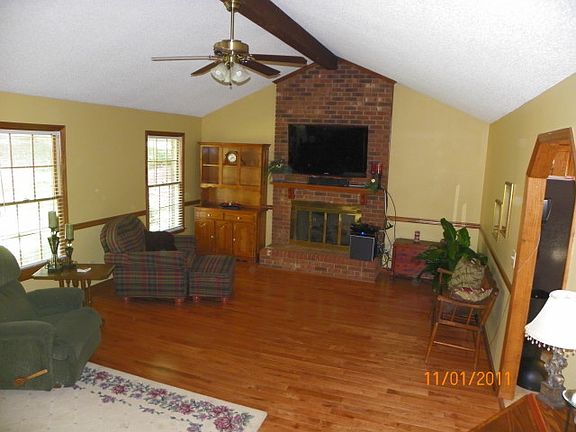 2nd image of 2351 Elmwood Cir