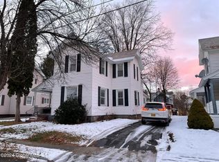 20 Auburn Pl, Glens Falls, NY 12801