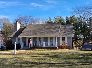 947 Oak Rd, Harlan, IA 51537