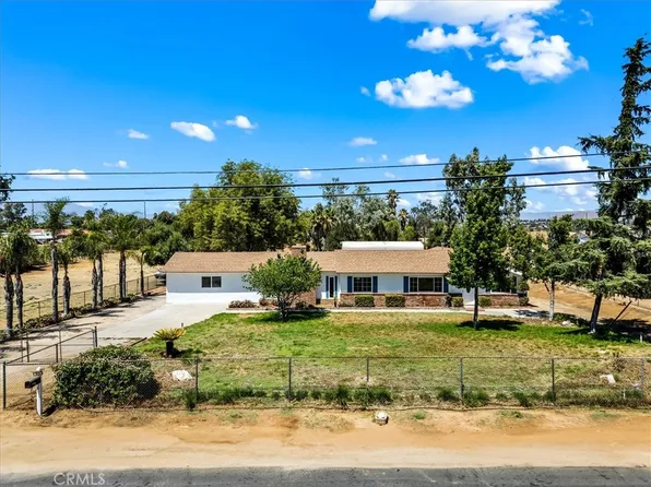 18240 Roberts Rd, Riverside, CA 92508