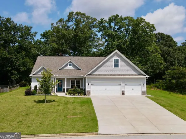 35 Clydesdale Ct, Dallas, GA 30157