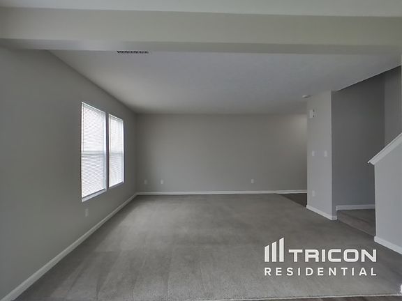 2nd image of 3215 Brandenburg Dr