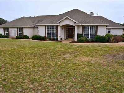 1700 Austin Hines Dr, China Spring, TX, 76633