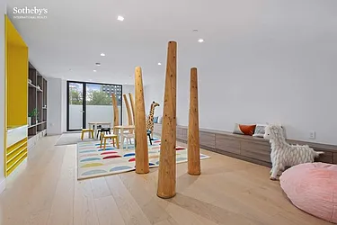 Rented by Sotheby's International Realty