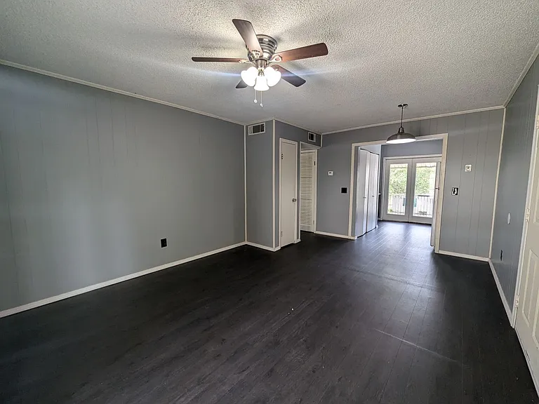 Apartment Close to Lyon College — Photo 33