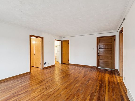 2nd image of 817 N 48th St #2
