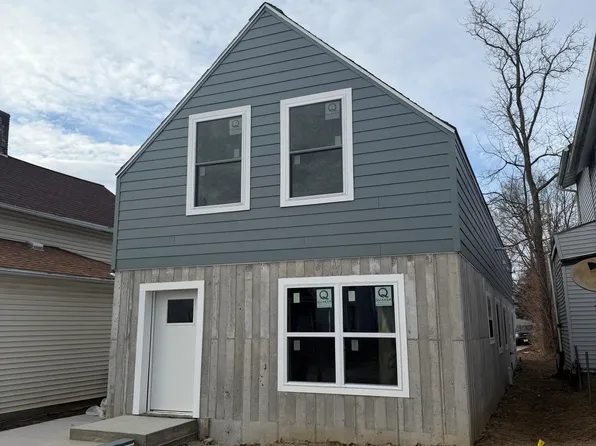 613 E 6th St, Muscatine, IA 52761