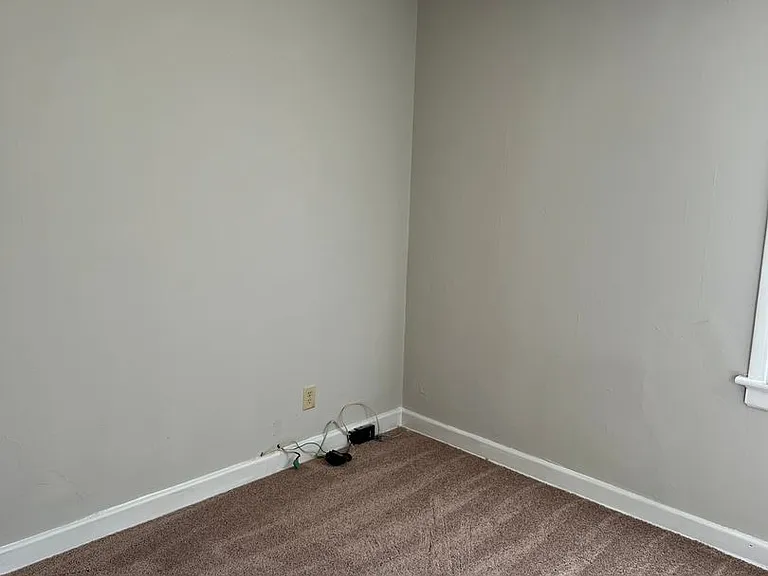 3215 & 3217 Dill Ave — Photo 11