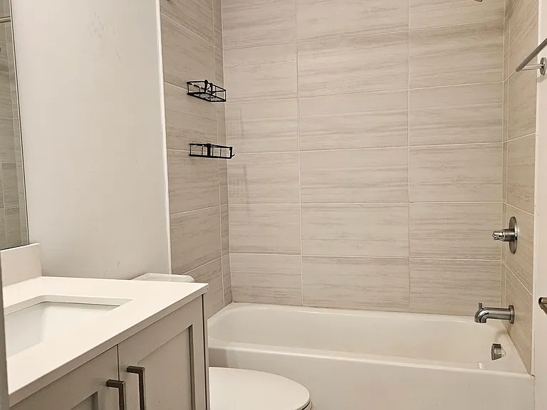 1337 Fairmont Ave NW — Photo 5