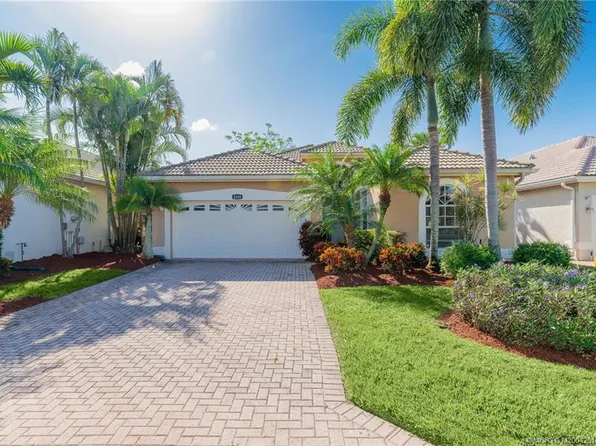 1620 SE Ballantrae Blvd, Port Saint Lucie, FL 34952