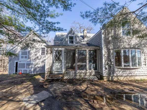 103 S Alpine Street, Oakland, ME 04963