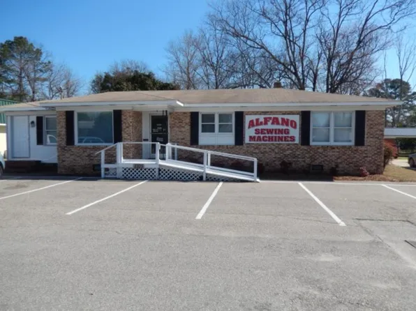1105 Hope Mills Rd, Fayetteville, NC 28304