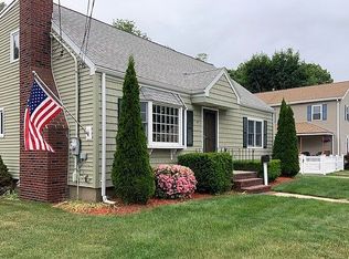4 Anita Rd, Dolan Springs, MA 01960