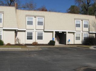 355 Colony Pines Ct APT 102, Virginia Beach, VA 23452