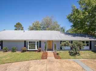 2286 Sunkist Country Club Rd, Biloxi, MS 39532