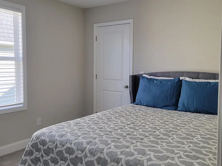 1413 Creek Bend Ter — Photo 17