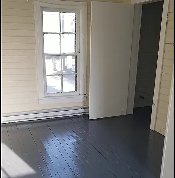 207 S Powell St — Photo 4