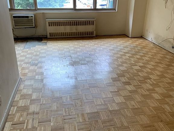 3rd image of 2915 W 5th St APT 3H