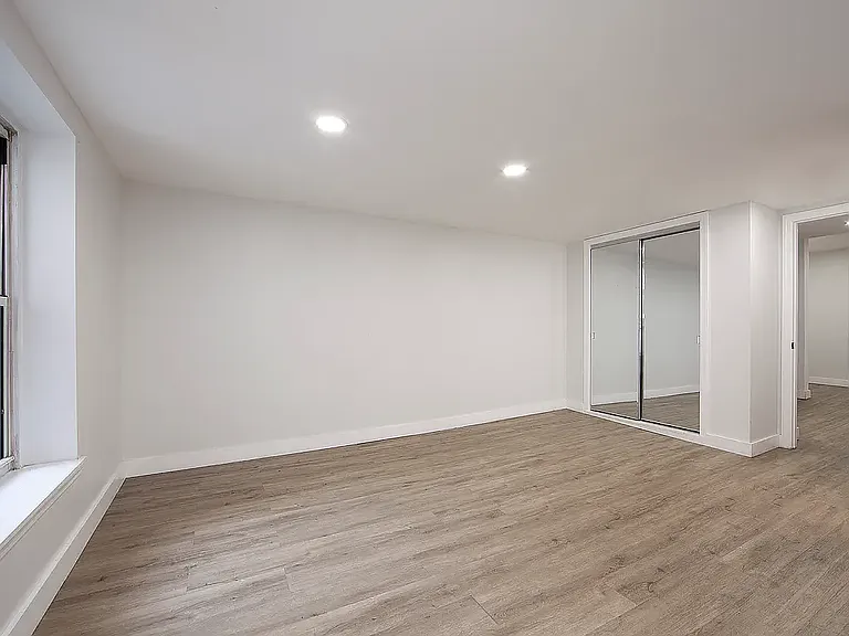 228 E 51st St #3 — Photo 22