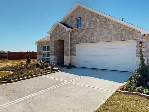 2102 Spring Hollow Drive, Baytown, TX 77521