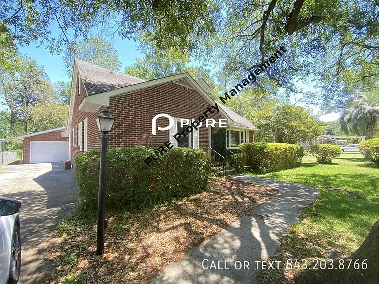 1940 Teakwood Rd — Photo 3