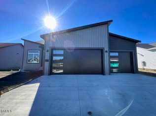 4812 Cornice Loop, Bismarck, ND 58503