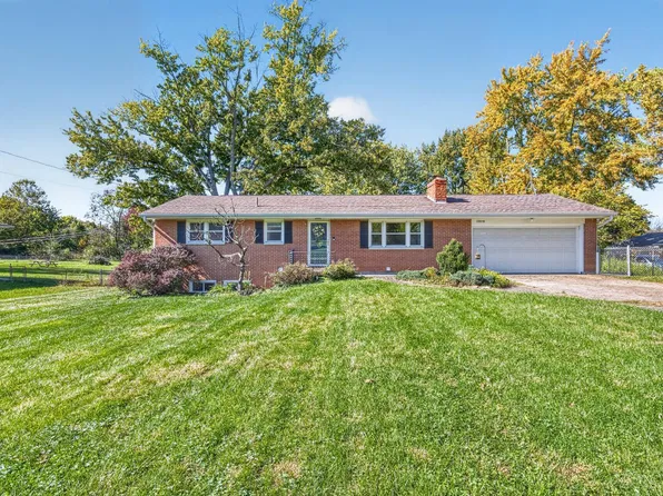 3909 Sterling Dr, Franklin, OH 45005