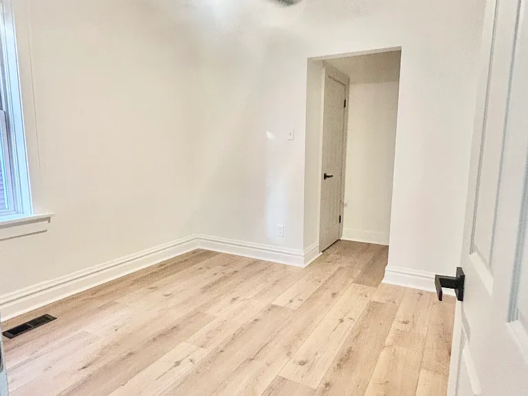 4035 S Grand Blvd #1F — Photo 3