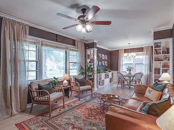 3rd image of 339 Vescovo Dr