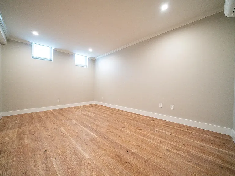 1755 Commonwealth Ave #1 — Photo 11