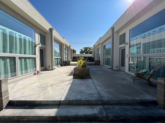3rd image of 200 Cornell Dr SE #C