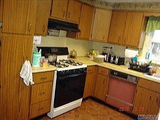 4th image of 49 Melvin Ave