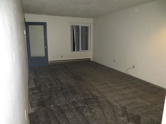 4th image of 1512 NW Leland St APT 305