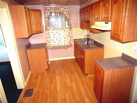 Oak Kitchen
