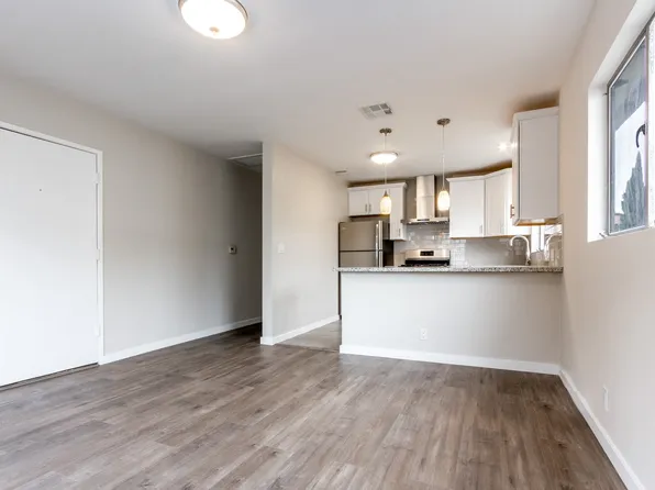Massachusetts Apartments, 11321 Massachusetts Ave APT 9, Los Angeles, CA 90025