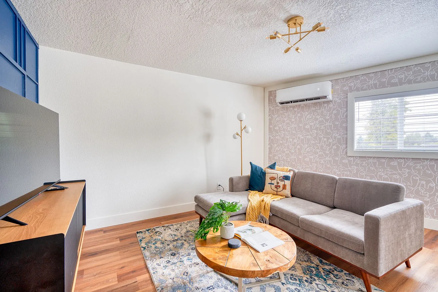 1 bed, 1.0 bath, 398 sqft, $2,250 — Photo 4