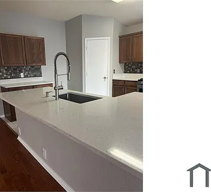 6753 Ambercrest Dr — Photo 19